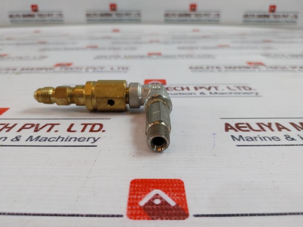 Ingersoll Rand 38230632 Exhaust Valve 316 Npt