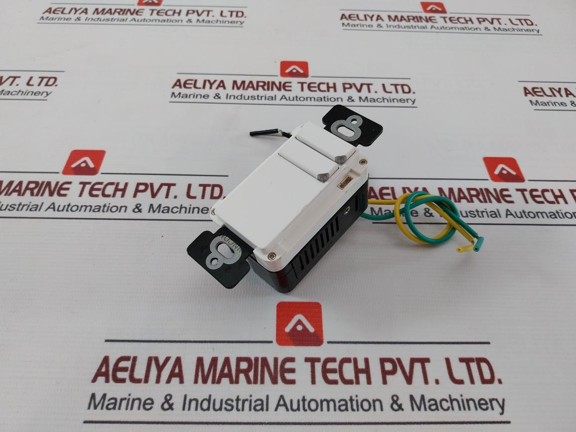 Inncom S217D4 Wall Switch 01-9993-d4Zb-02Wh-blank 12Vdc 240Ma 3.5A