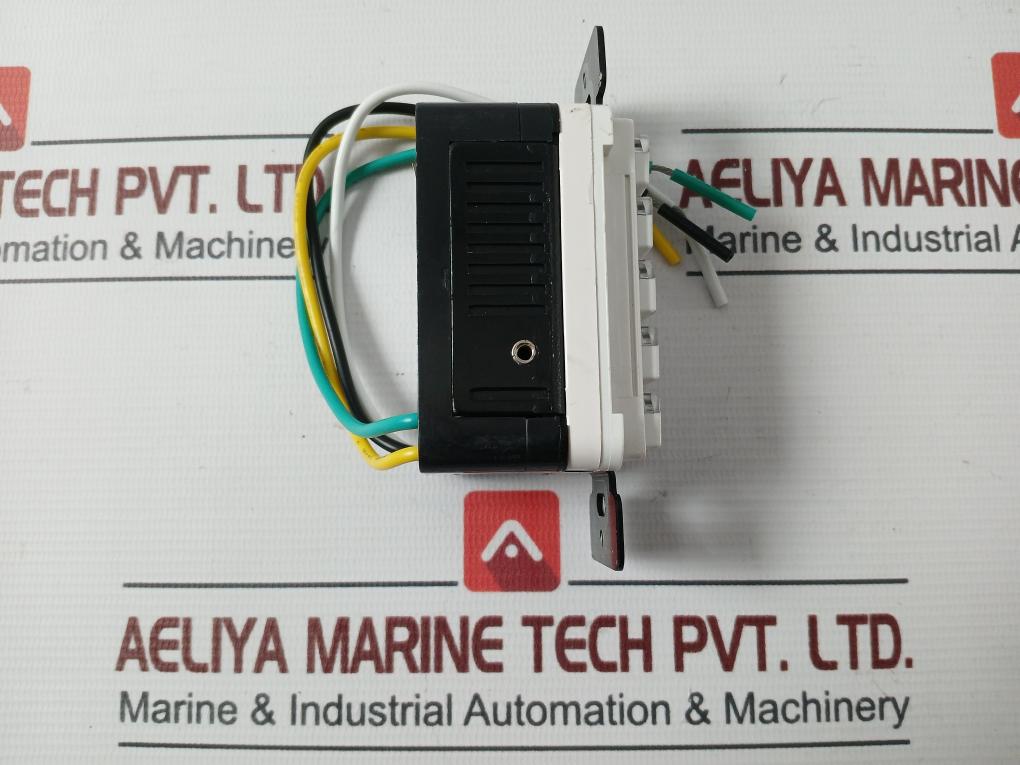 Inncom S217D4 Wall Switch 120Vac 60Hz 3.5A E231654 Rive01