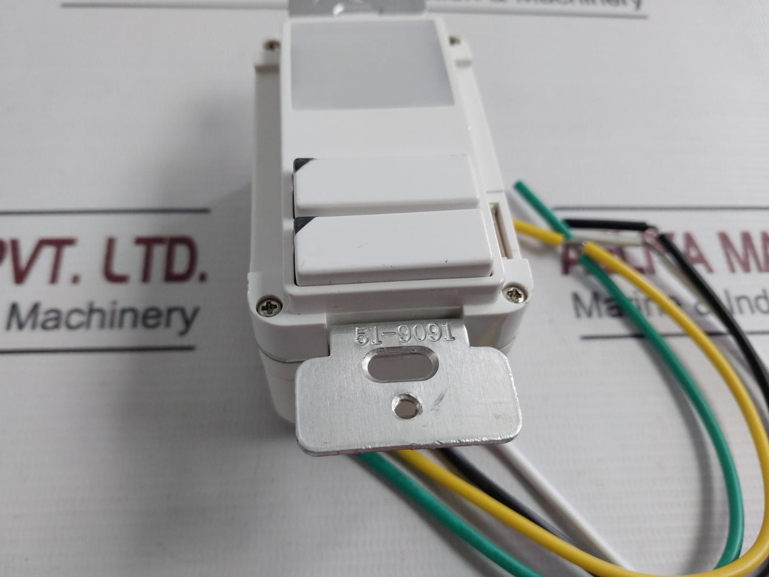 Inncom S2 Wall Switch 120Vac 60Hz