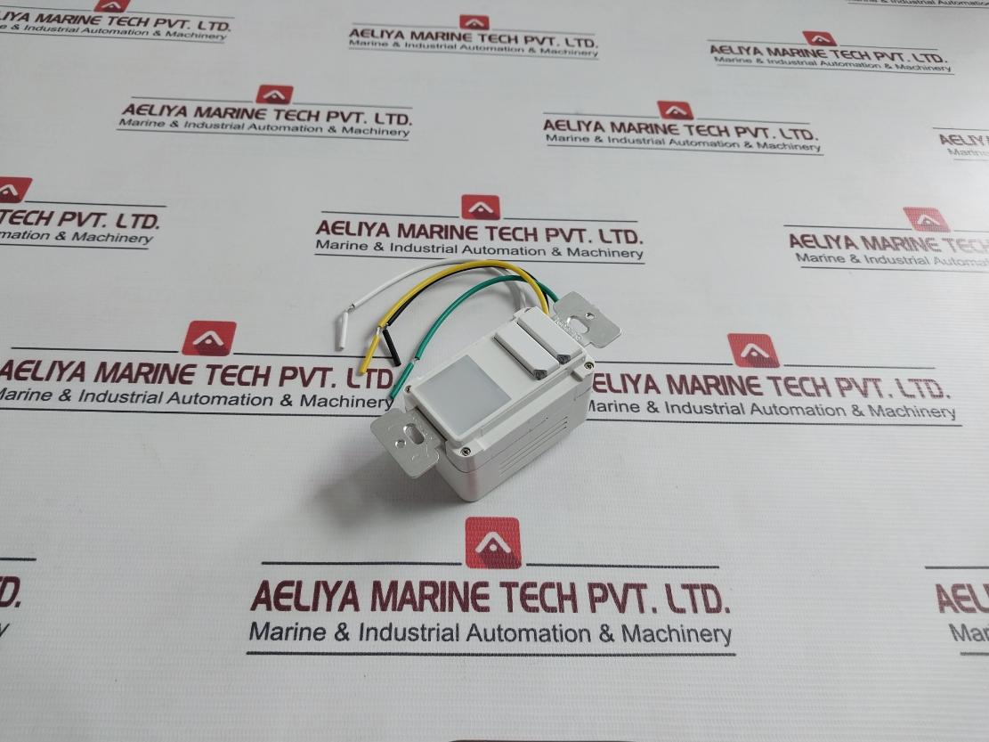 Inncom S2 Wall Switch 120Vac 60Hz