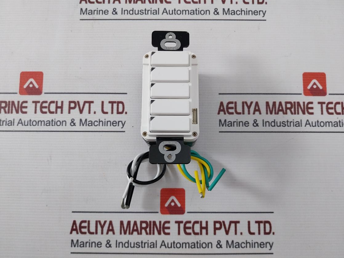 Inncom Wall Switch 120Vac 60Hz 3.5A 400 W