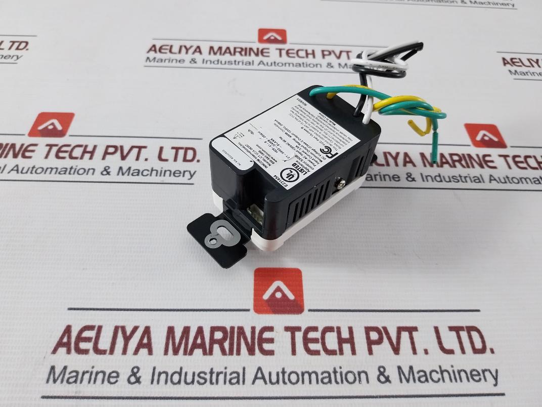 Inncom Wall Switch 120Vac 60Hz 3.5A 400 W