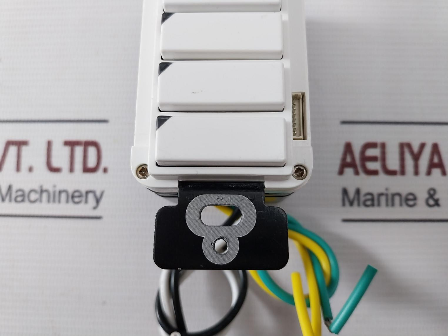 Inncom Wall Switch 120Vac 60Hz 3.5A 400 W