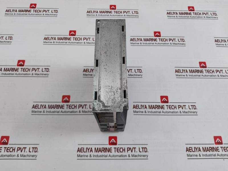 Inovance Is620Ns2R8I-mc705 Servo Drive 3Ph Ac 0-240V 2.8A 0-400 Hz 400W