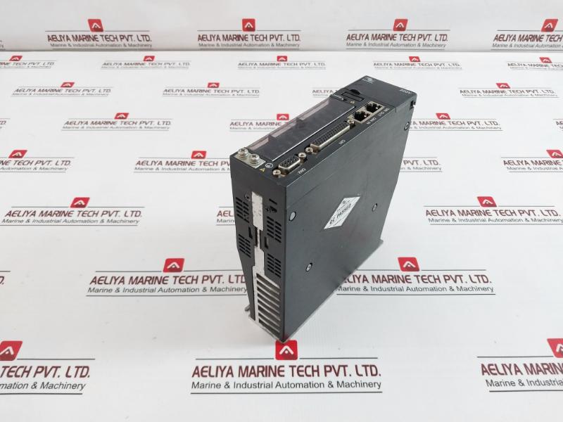 Inovance Is620Ns2R8I-mc705 Servo Drive 3Ph Ac 0-240V 2.8A 0-400 Hz 400W