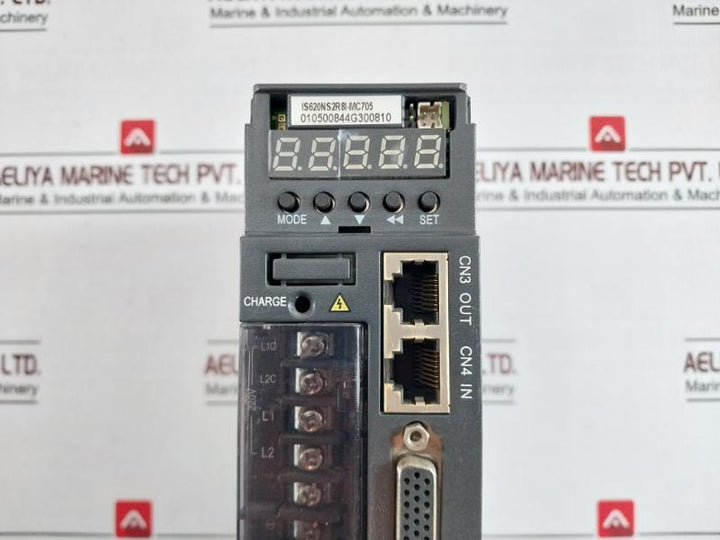 Inovance Is620Ns2R8I-mc705 Servo Drive 3Ph Ac 0-240V 2.8A 0-400 Hz 400W 220V