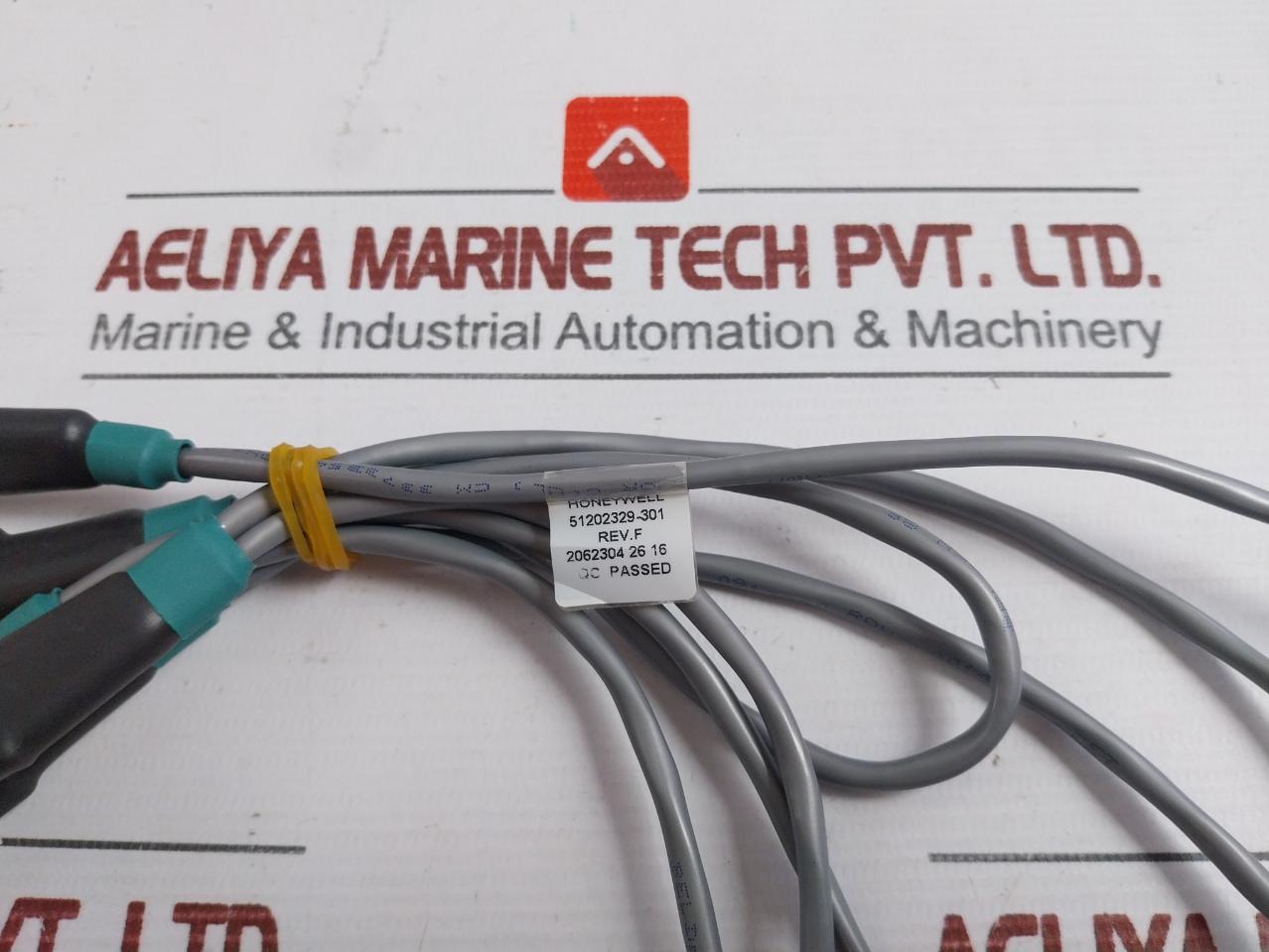 Input Output Link Cable 51202329-302 Honeywell Rev: F
