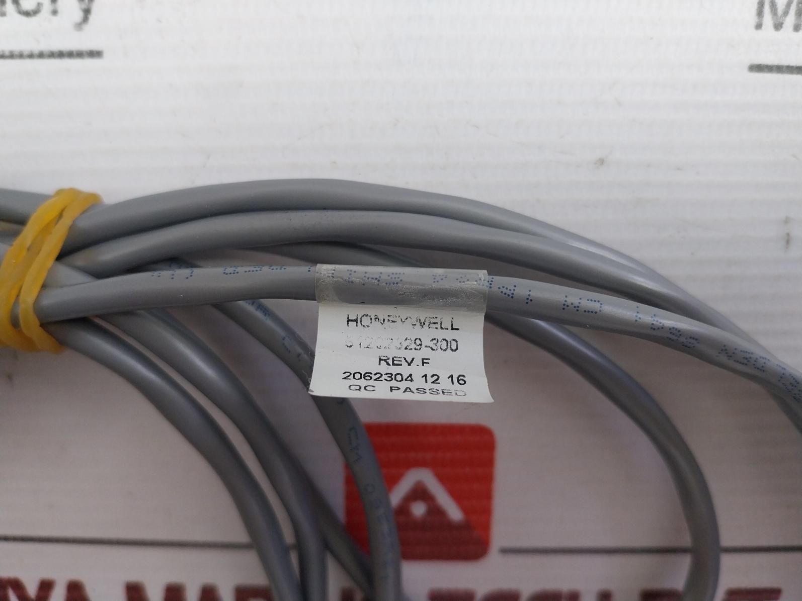 Input Output Link Cable 51202329-302 Honeywell Rev: F