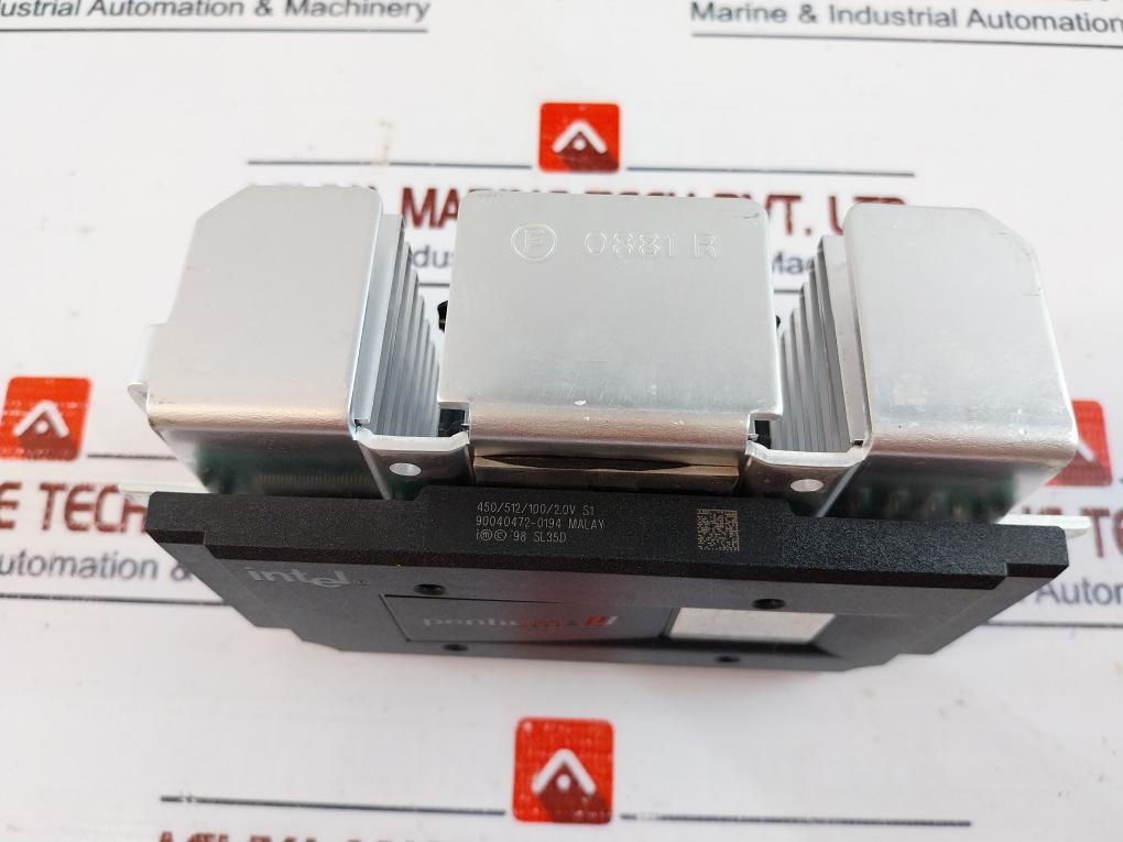Intel Pentium III 450/512/100/2.0V S1 Processor Unit CACC06100316/ 6785R