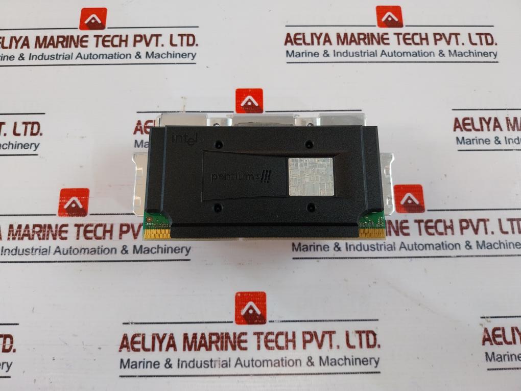 Intel Pentium III 450/512/100/2.0V S1 Processor Unit CACC06100316/ 6785R