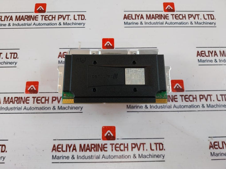 Intel Pentium III 450/512/100/2.0V S1 Processor Unit CACC06100316/ 6785R