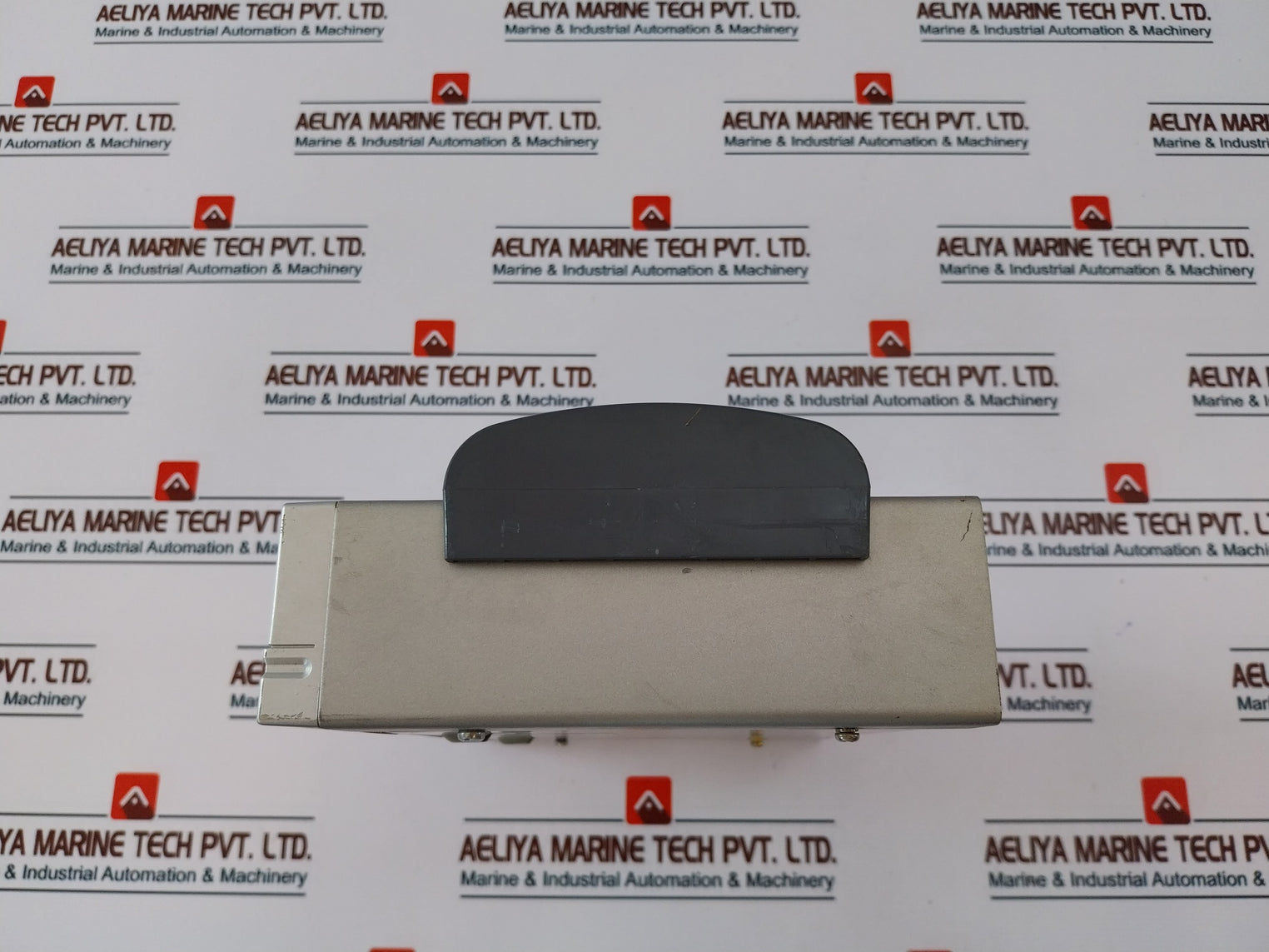 Iogear Gcs124U 4-port Mini View Ii Usb Kvm Switch