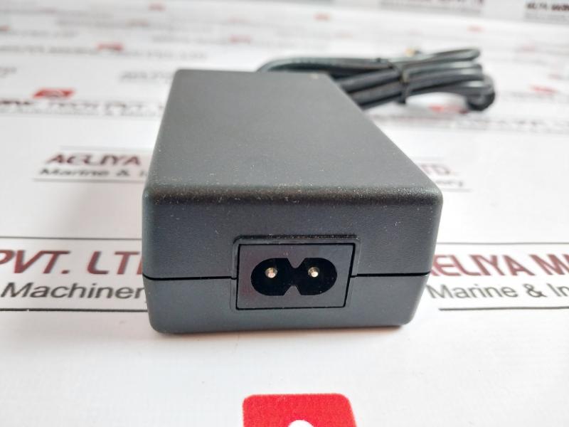 Iomega Da-30C03 Ac Power Supply Adapter 100-240Vac, 50-60Hz Max 25.5W, 30941702