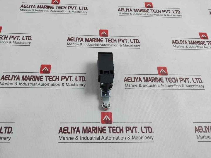 Isiso Tls-131 Limit Switch Ip64 380v 10a