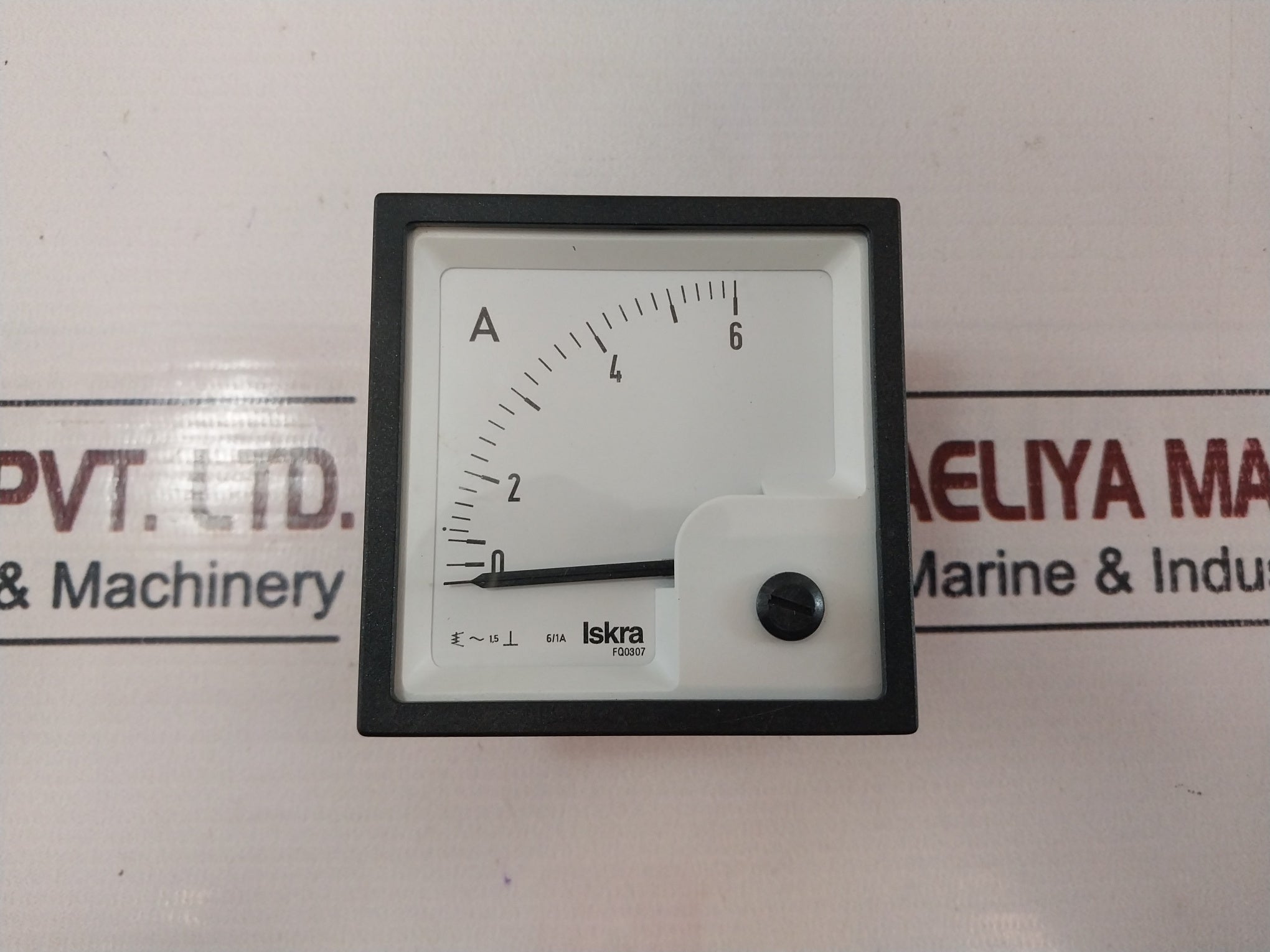 Iskra Fq0307 Analog Ammeter 0-6 A 300V Max