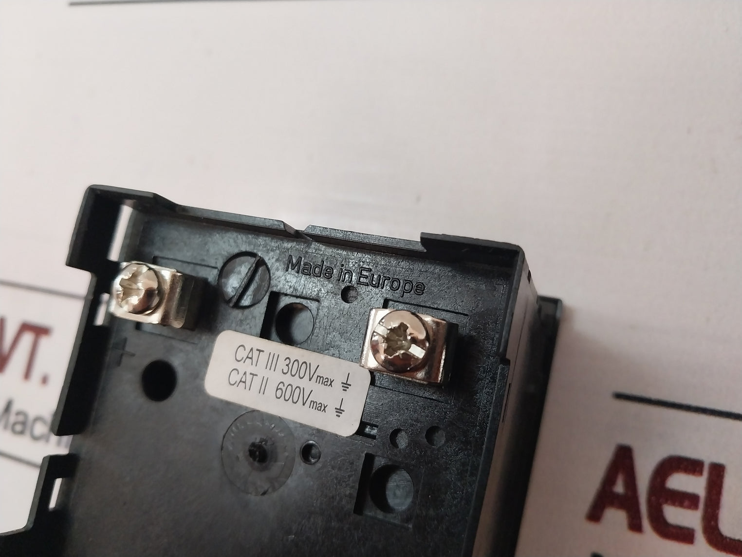 Iskra Fq0307 Analog Ammeter 0-6 A 300V Max