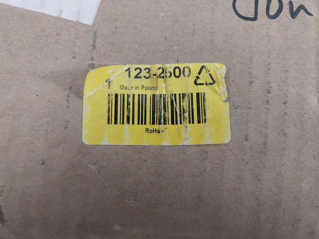 Isolating Transformer 123-2500 Rs Pro 50/60Hz 115V