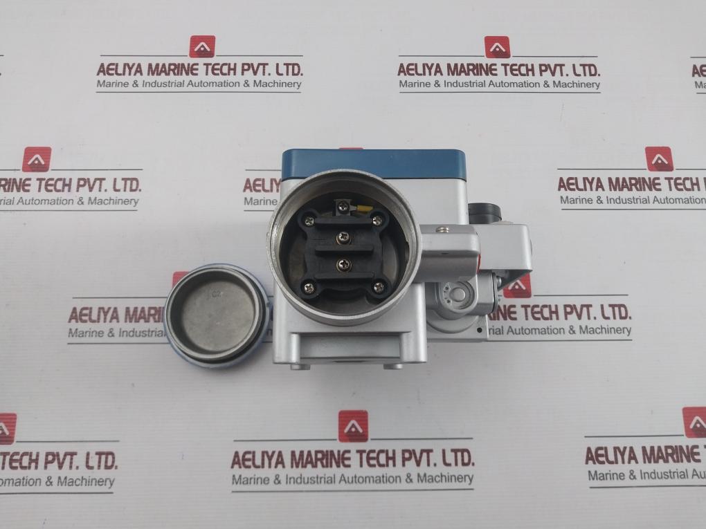 It600-010 Electro-pneumatic Transducer Brand Smc 60?C