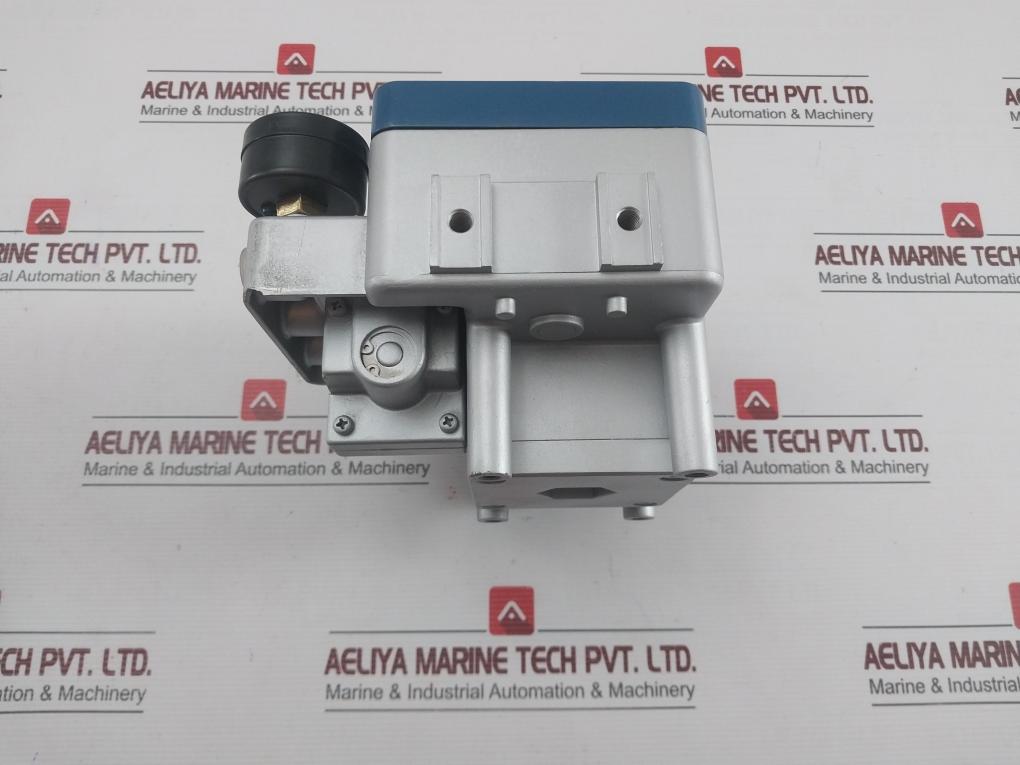It600-010 Electro-pneumatic Transducer Brand Smc 60˚C