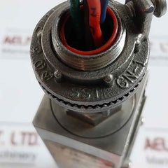 Itt 232P42C6Ehnr Adjustable Pressure Switch 200 To 1000 Psig