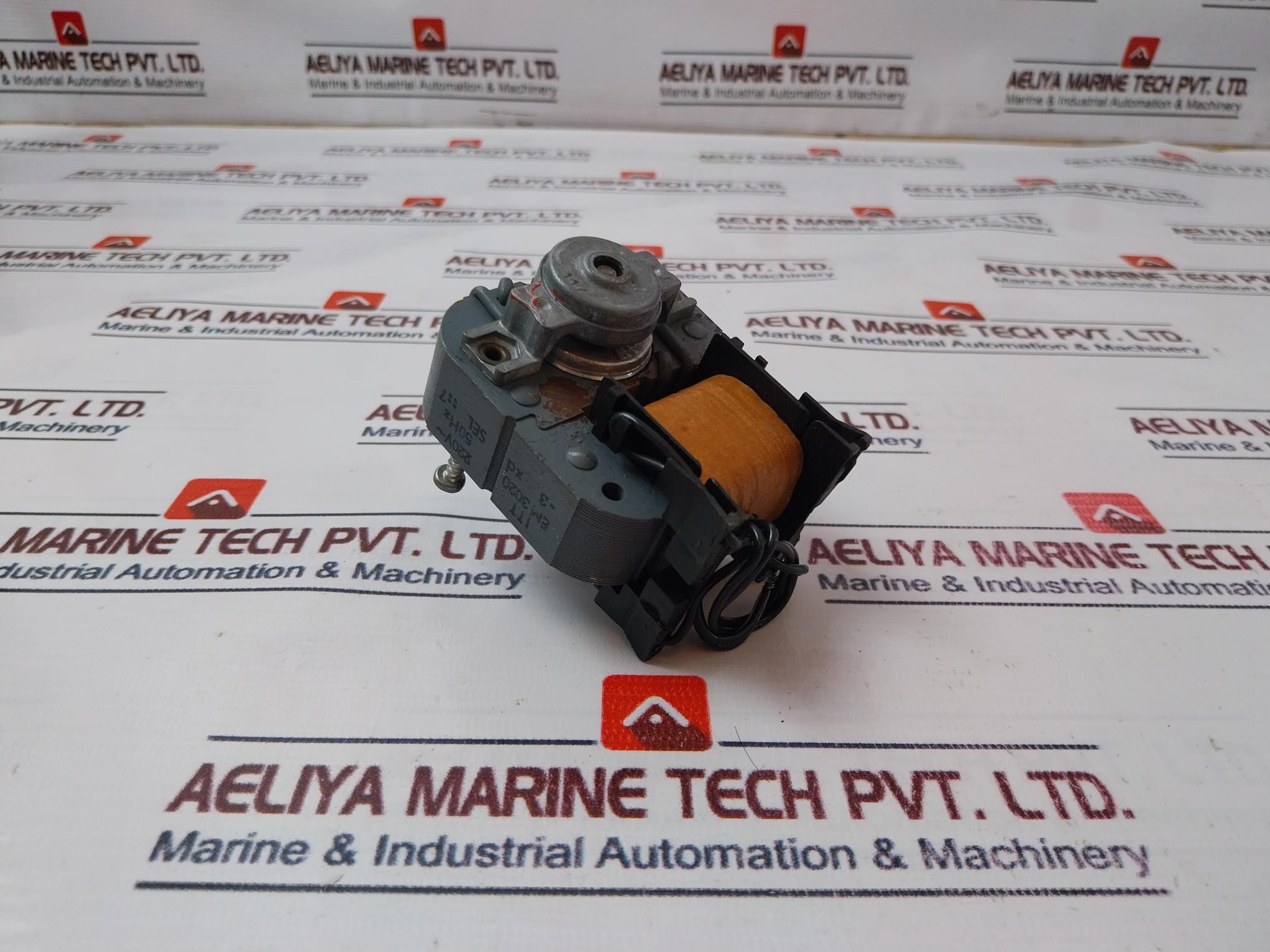ITT EM 3020 Gear Motor 220V~ 50Hz
