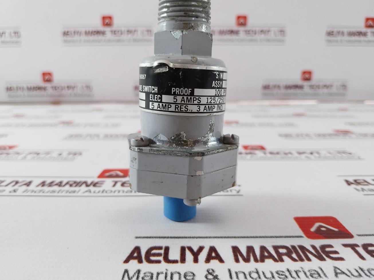 Itt Neo-dyn 115P2S2304 Pressure Switch 125/250 Vac 100Psig