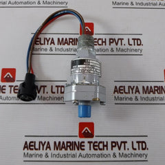 Itt Neo-dyn 115P2S2304 Pressure Switch 125/250 Vac 100Psig
