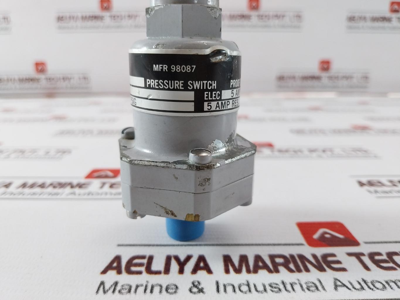 Itt Neo-dyn 115P2S2304 Pressure Switch 125/250 Vac 100Psig