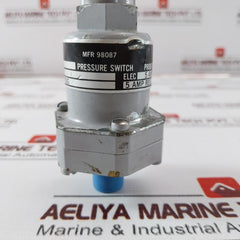 Itt Neo-dyn 115P2S2304 Pressure Switch 125/250 Vac 100Psig