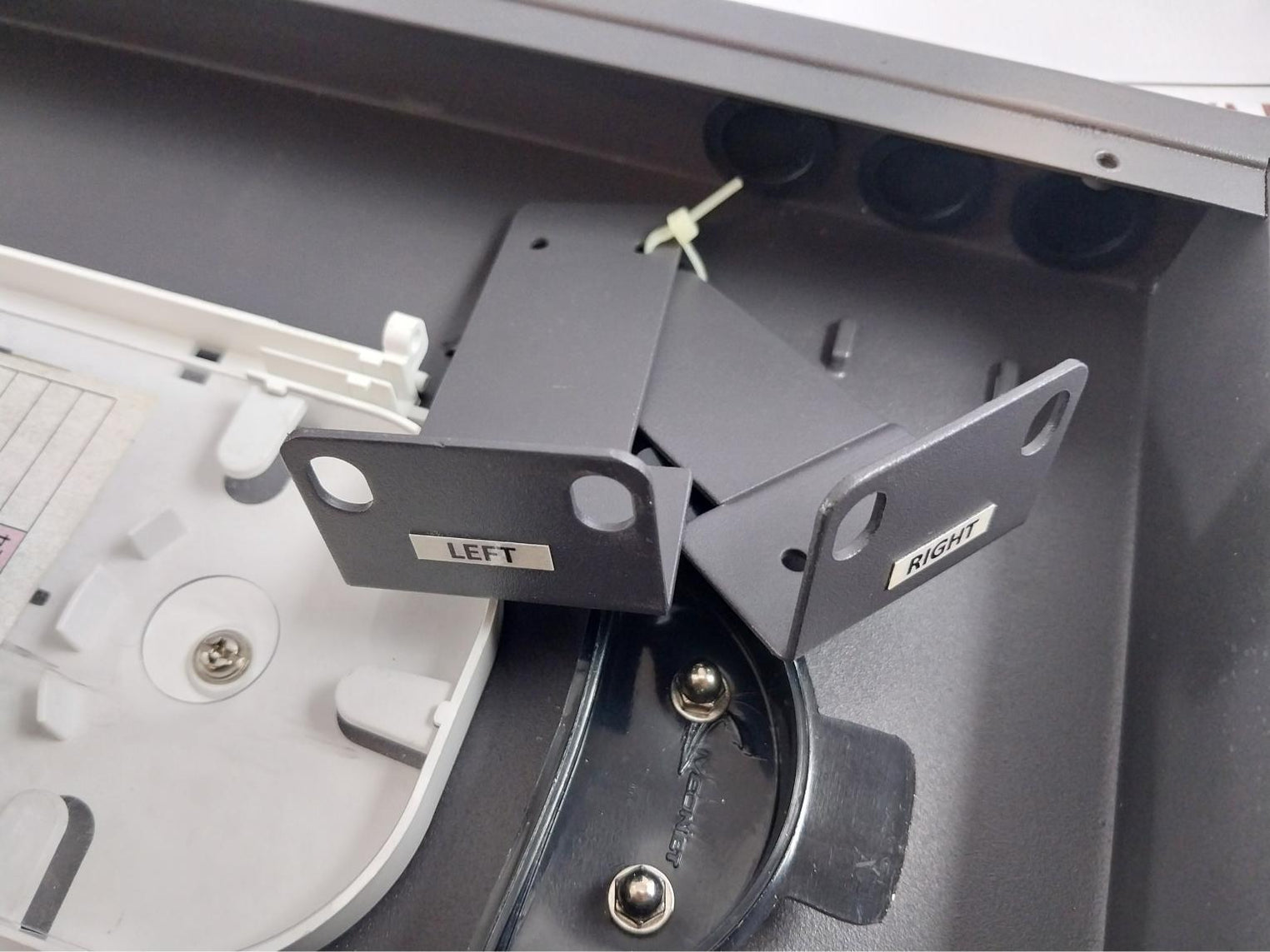 Iveonet Iliu-24-sc-dx-ul-rm 24-port Rack Mount Fiber Patch Panel