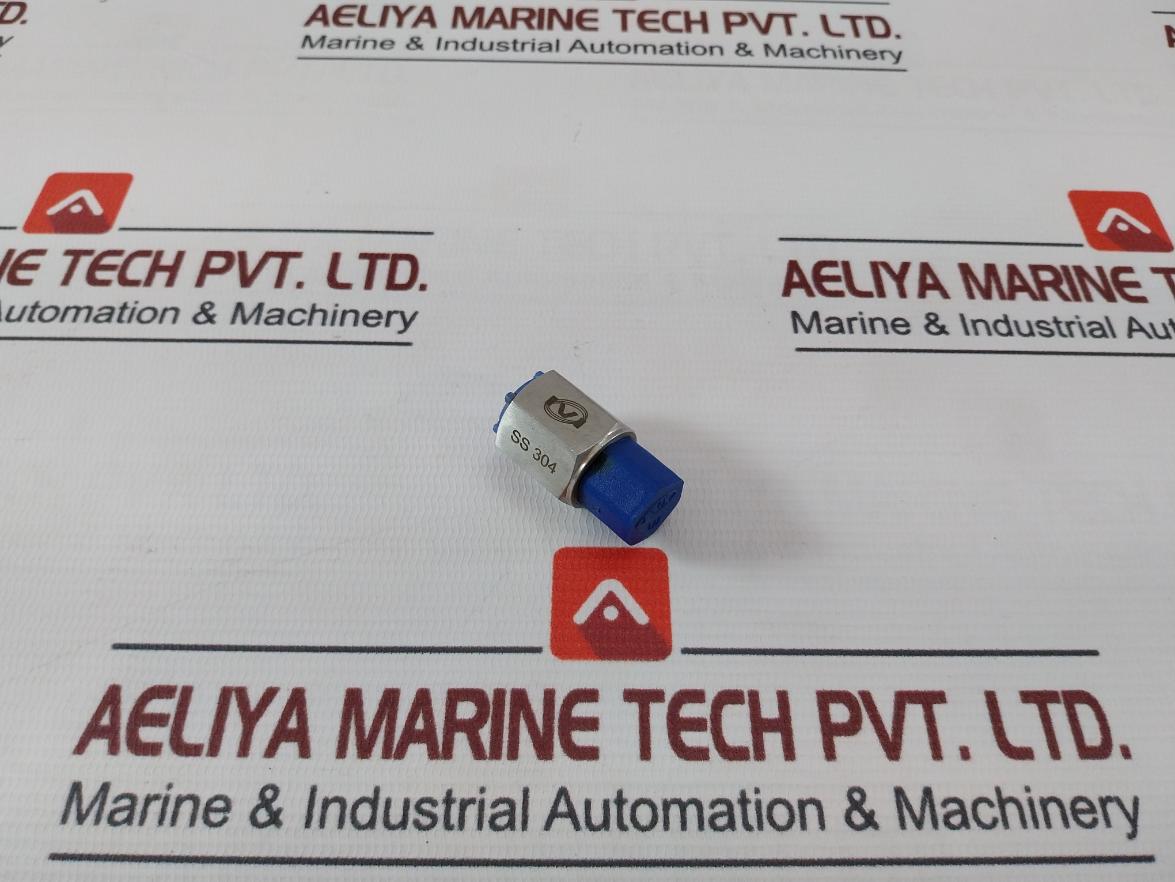 Ivi 5454240 Adapter 1/4 Inch Fnpt To 1/4 Inch Mbsp Ss 304