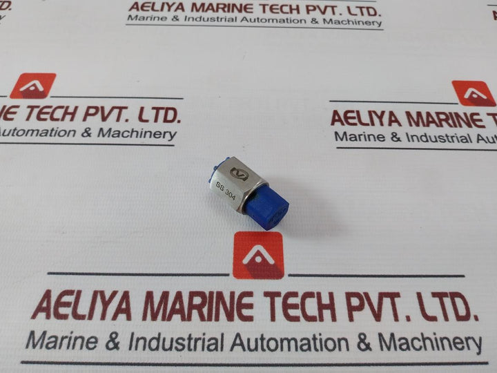 Ivi 5454240 Adapter 1/4 Inch Fnpt To 1/4 Inch Mbsp Ss 304
