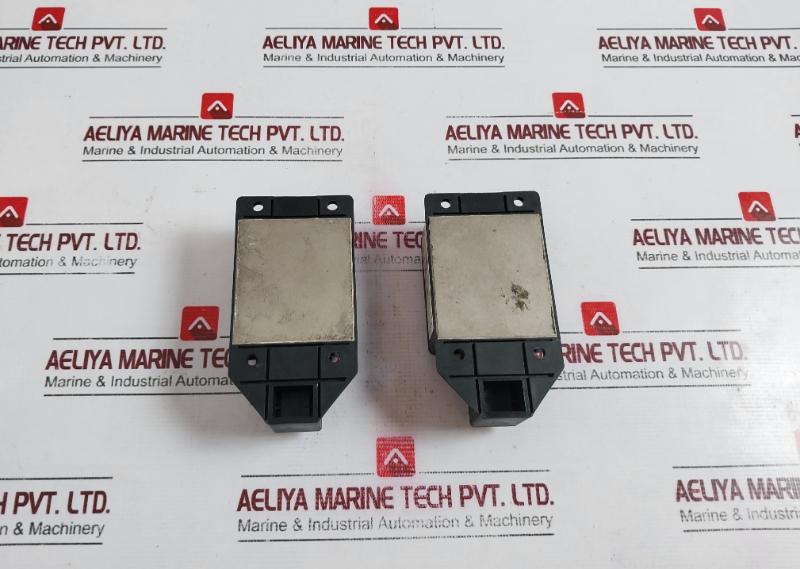 Ixys Mcc310-16io1 Discrete Semiconductor 331d Scr Module 310 Amps 1600v