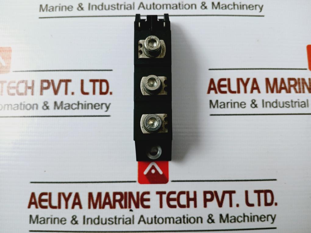 IXYS MCC56-14IO8B Thyristor Module MCC56-14I08B 546P