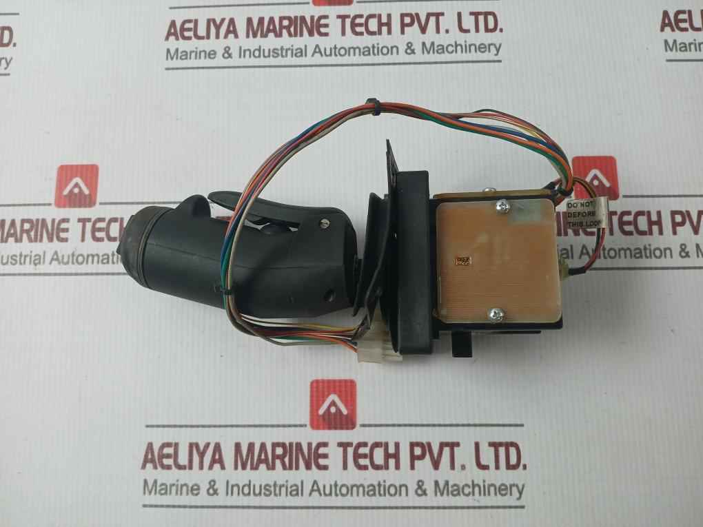 J.R. Merritt Controls Cs3V-101.8468-08 Panel Mounting 36570