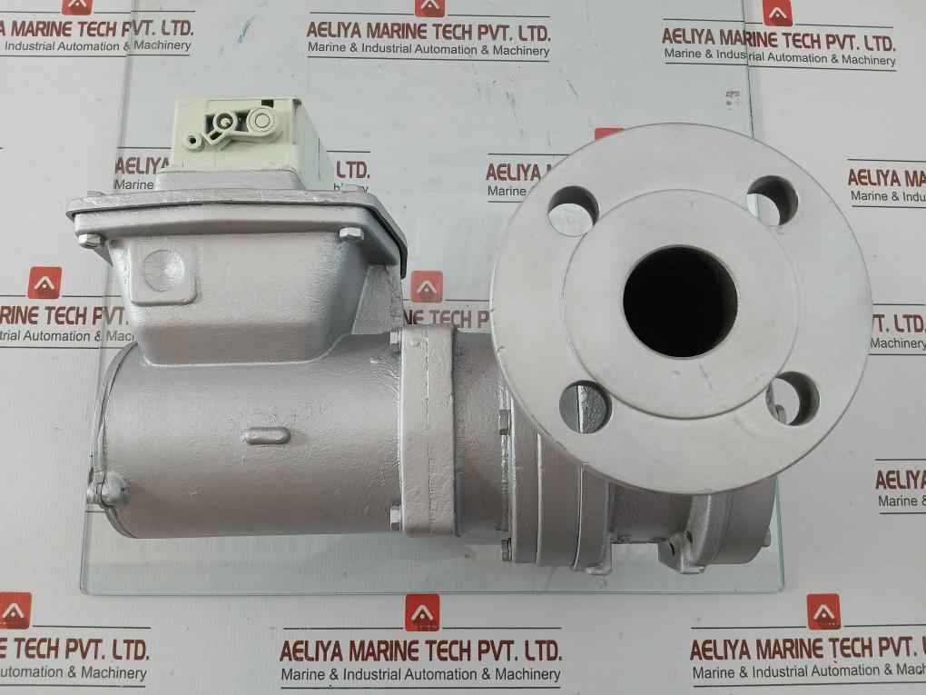 J5040 Flowmeter -15/120˚C 10K Bar Vaf Instruments