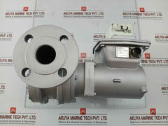 J5040 Flowmeter -15/120˚C 10K Bar Vaf Instruments
