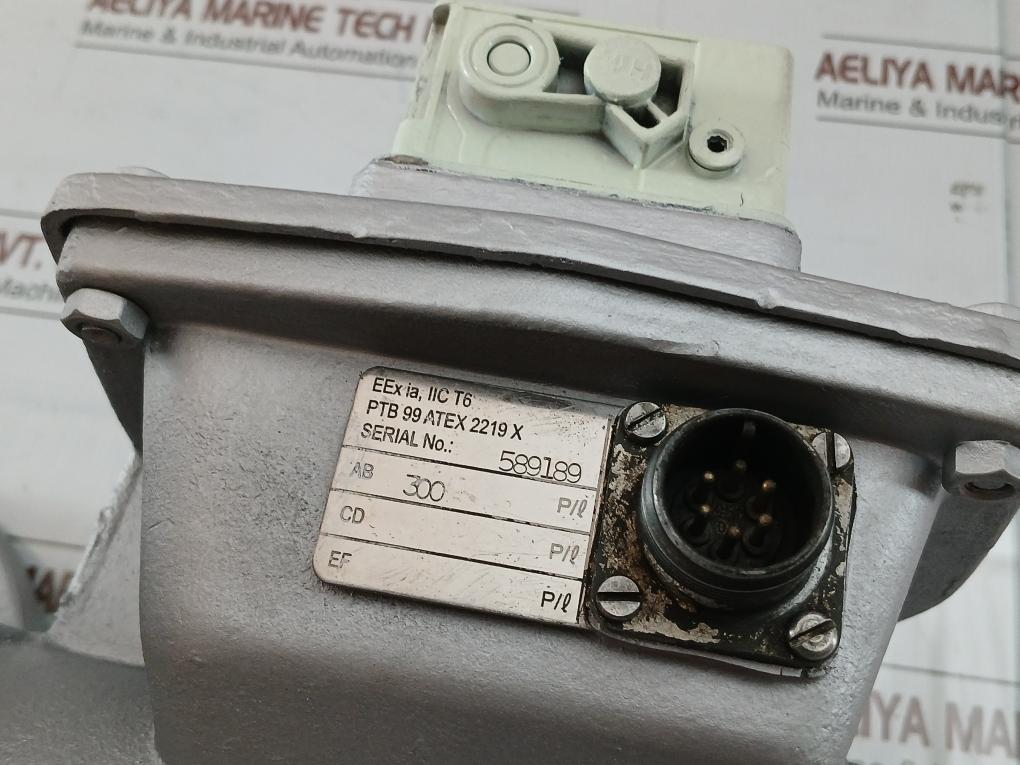 J5040 Flowmeter -15/120?C 10K Bar Vaf Instruments