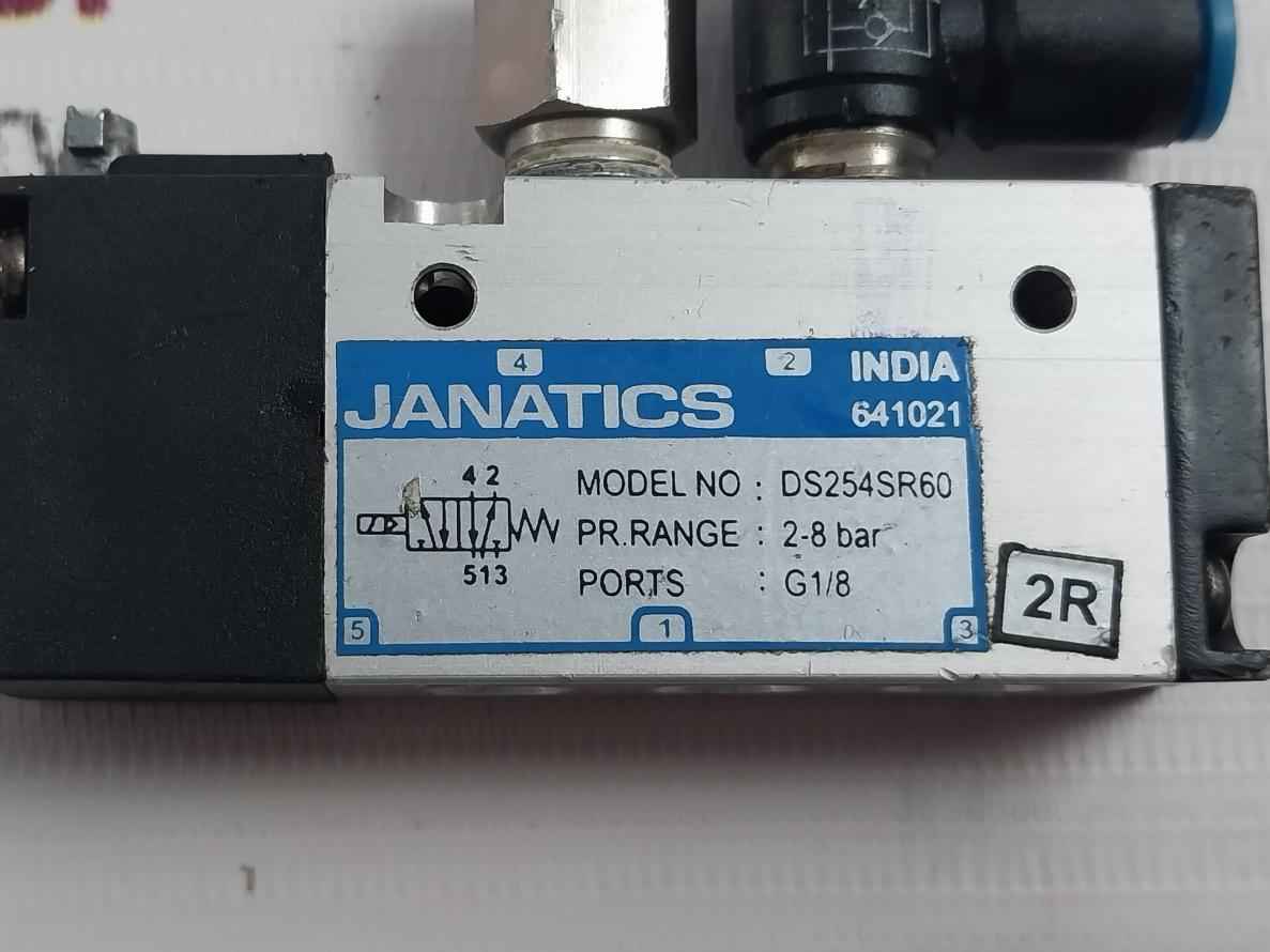 Janatics Ds254Sr60 Single Solenoid Pilot Operated Valve With Spring Return