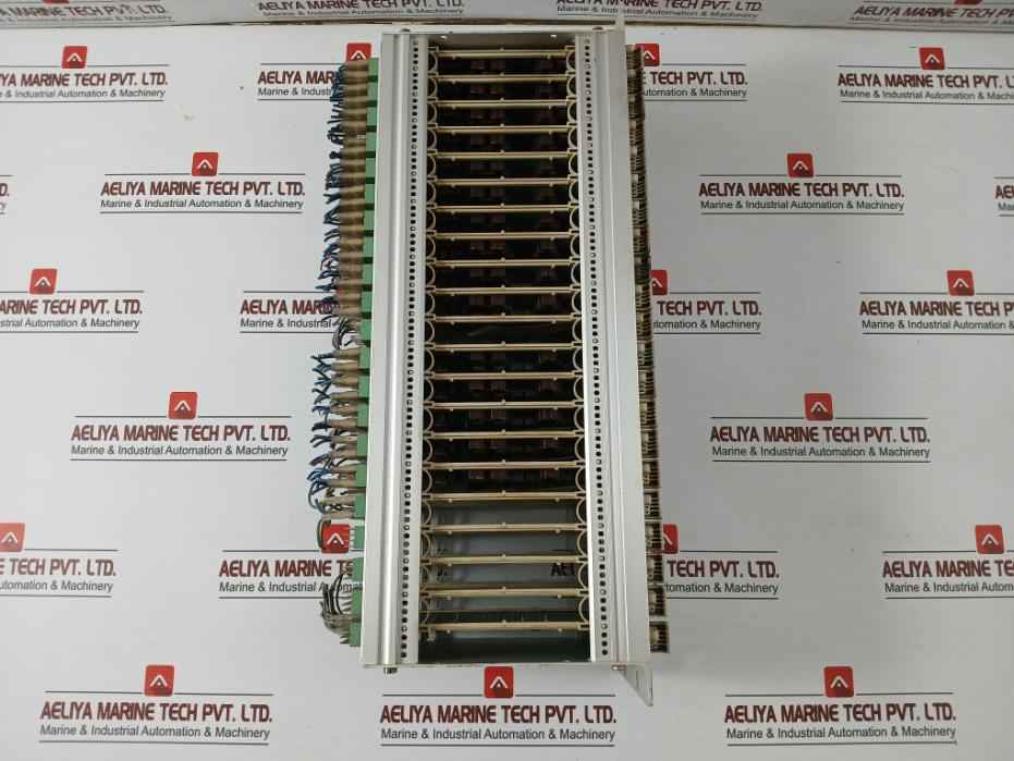 Janssen E05.1680 Plc Rack Module 250V 3A 24V Dc 30W/60Va