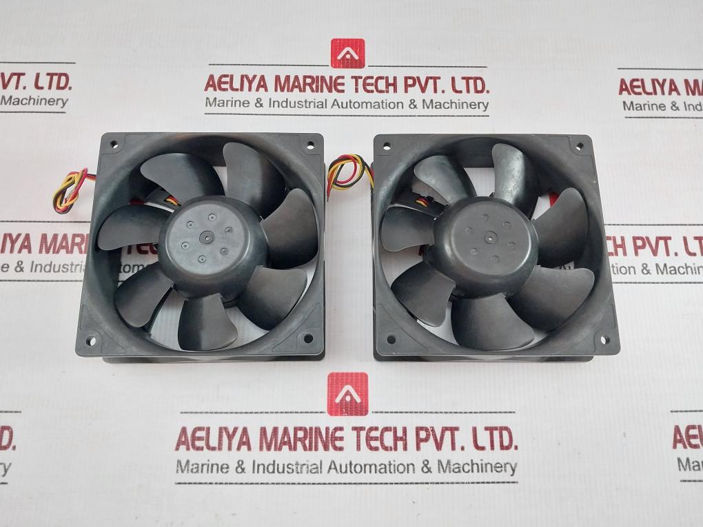 Japan Servo Dc24V 0.32A 7W Dc Brushless Cooling Fan Cndc24B4Sq