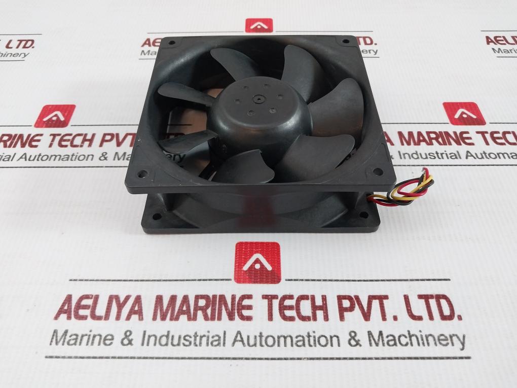Japan Servo Dc24V 0.32A 7W Dc Brushless Cooling Fan Cndc24B4Sq