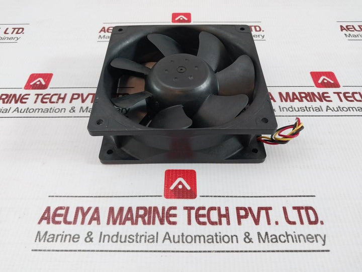 Japan Servo Dc24V 0.32A 7W Dc Brushless Cooling Fan Cndc24B4Sq