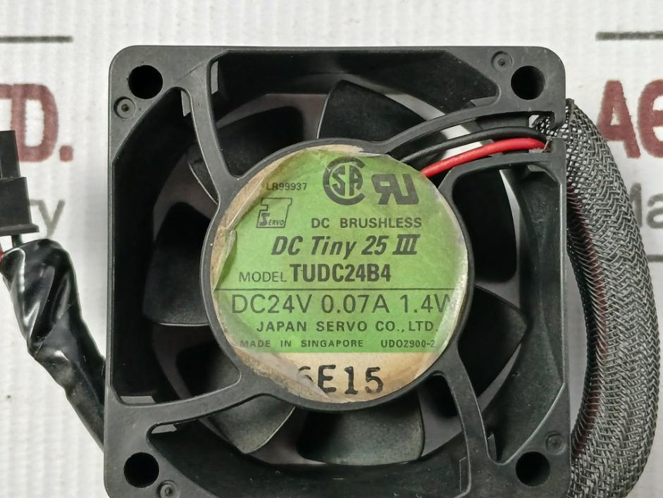 Japan Servo Tudc24B4 Dc Brushless Fan
