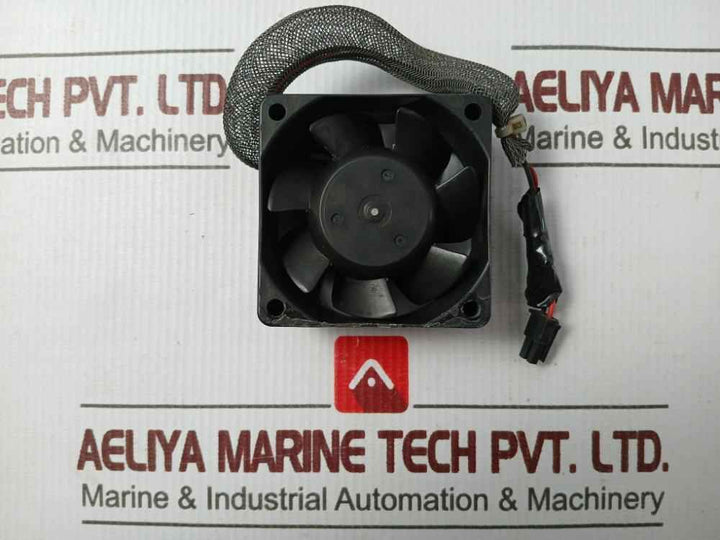 Japan Servo Tudc24B4 Dc Brushless Fan