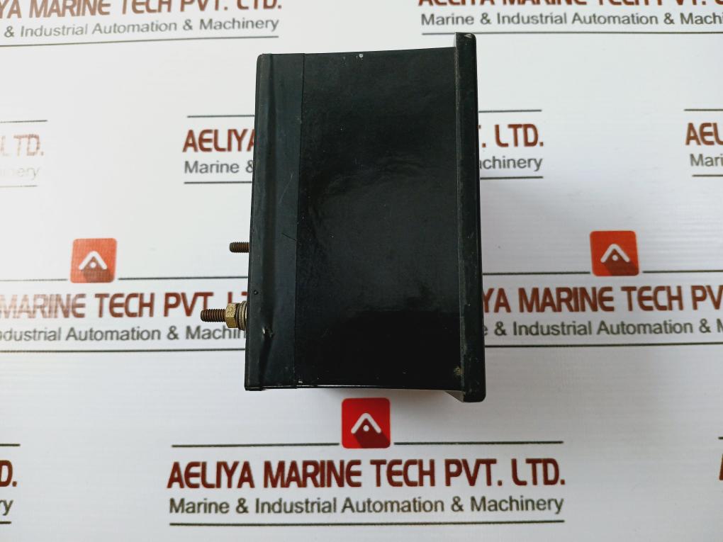 JE 18.08 Analog Panel Meter 0-10 BAR M792 DE G009