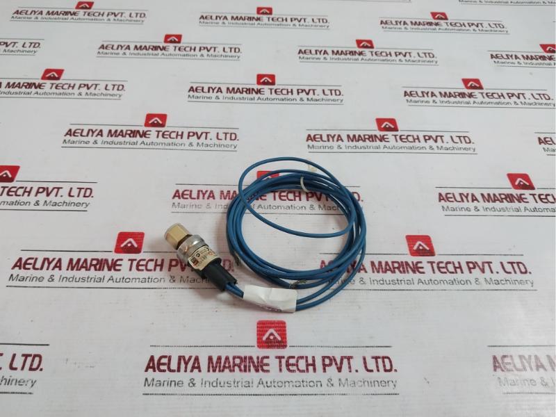 Johnson Control P100Ap-2C Encapsulated Pressure Control 240 Vac 35 Psig 60 Psig