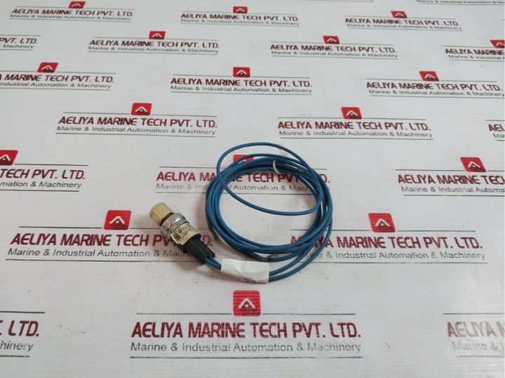 Johnson Control P100Ap-2C Encapsulated Pressure Control 240 Vac 35 Psig 60 Psig