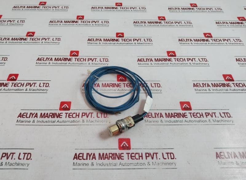 Johnson Control P100Ap-2C Encapsulated Pressure Control 240 Vac 35 Psig 60 Psig